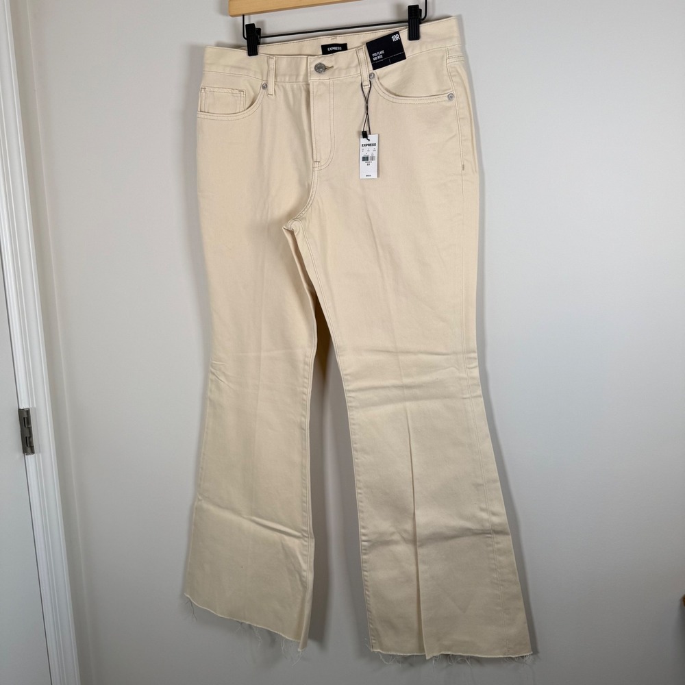 Express '70s Flare Mid Rise 100% Cotton Raw Hem Cream Denim‎ Jeans 10R NWT